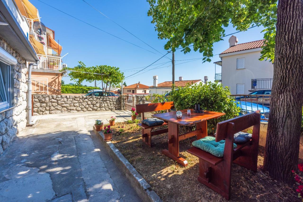 Apartman Do&Ma Crikvenica Exteriör bild